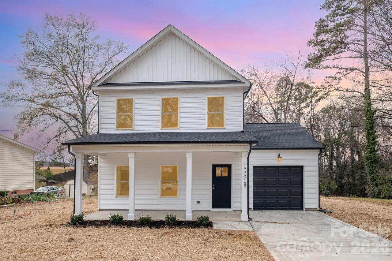 19901 Burton Ln., Cornelius, NC 28031