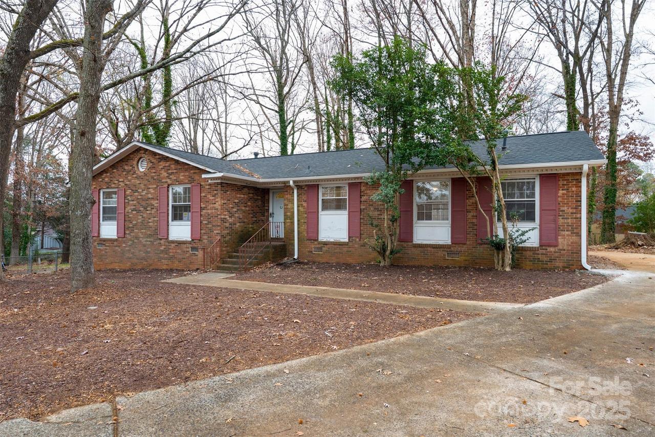 3100 Glenelm Ct., Charlotte, NC 28212