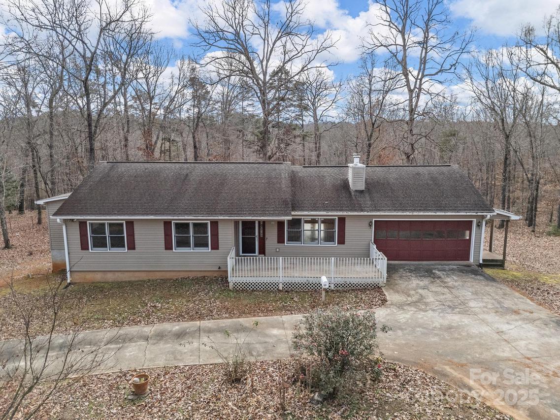 1020 Blanton St., Columbus, NC 28722