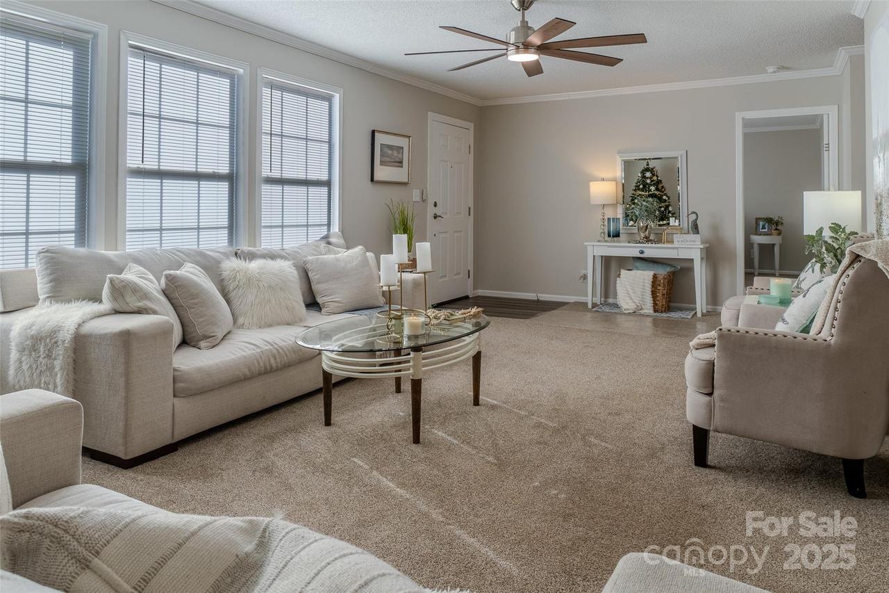 5739 Pug Ln., Iron Station, NC 28080