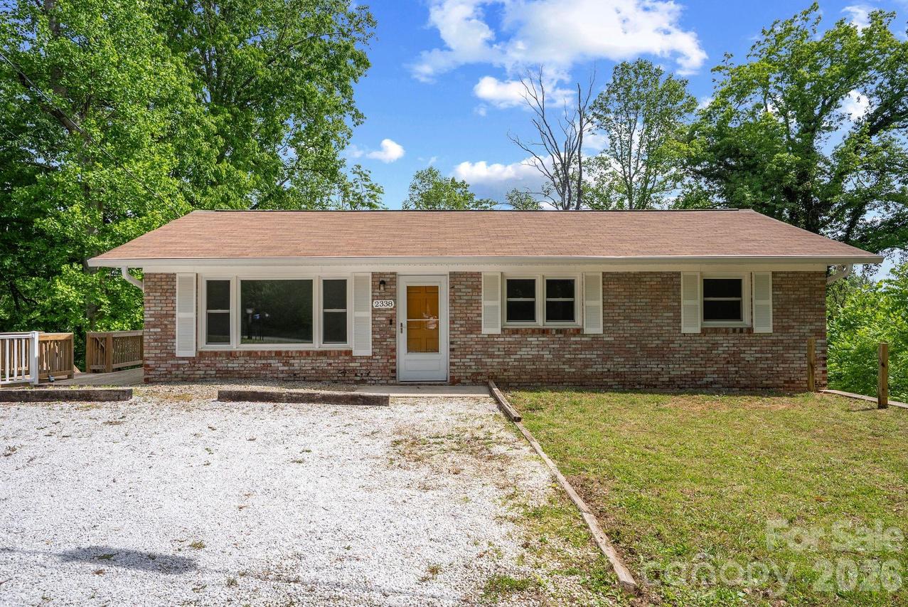 2338 Greater Druid Hills Blvd., Hendersonville, NC 28791