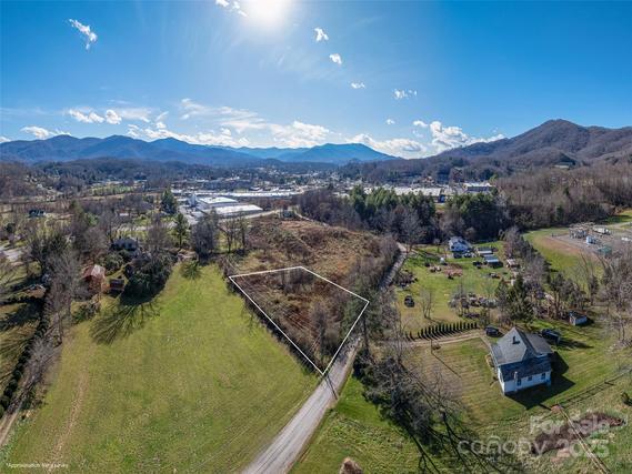 New Homes For Sale This Week That Attend Junaluska Elementary: November 28th to December 4th