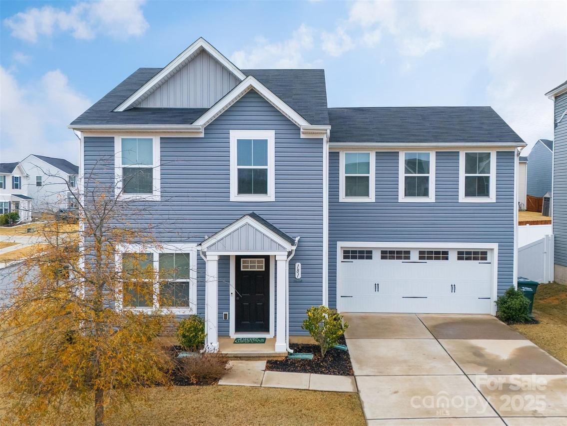 181 Crosstie Ln., Troutman, NC 28166