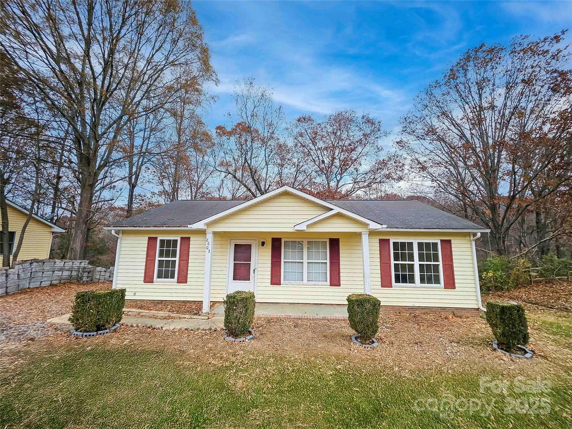 2603 Bobwhite Cir., Wingate, NC 28174