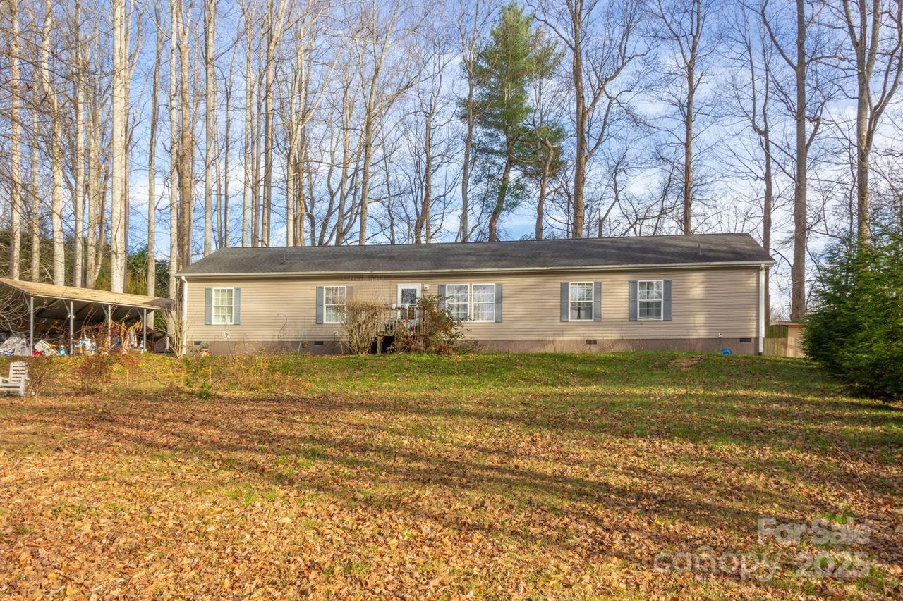 70 Peaceful View Tr., Hendersonville, NC 28792