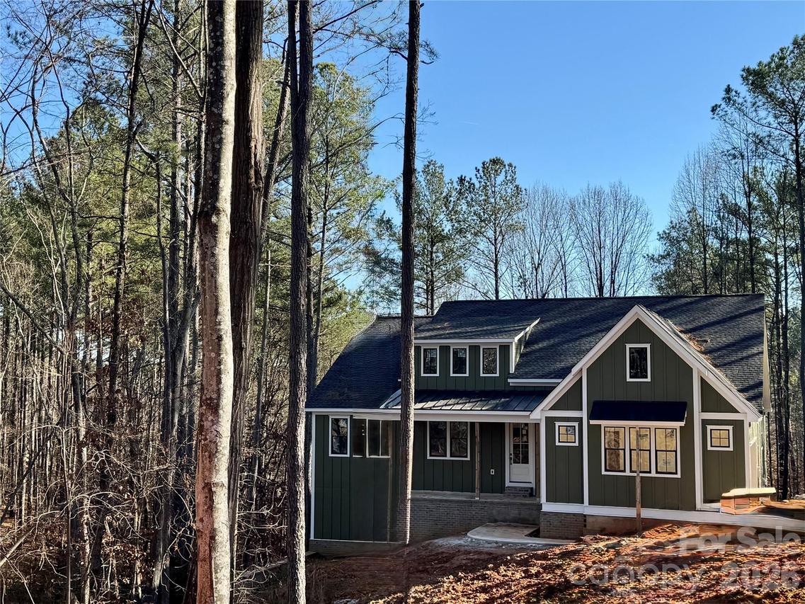 6774 Kingfisher Ct., Denver, NC 28037