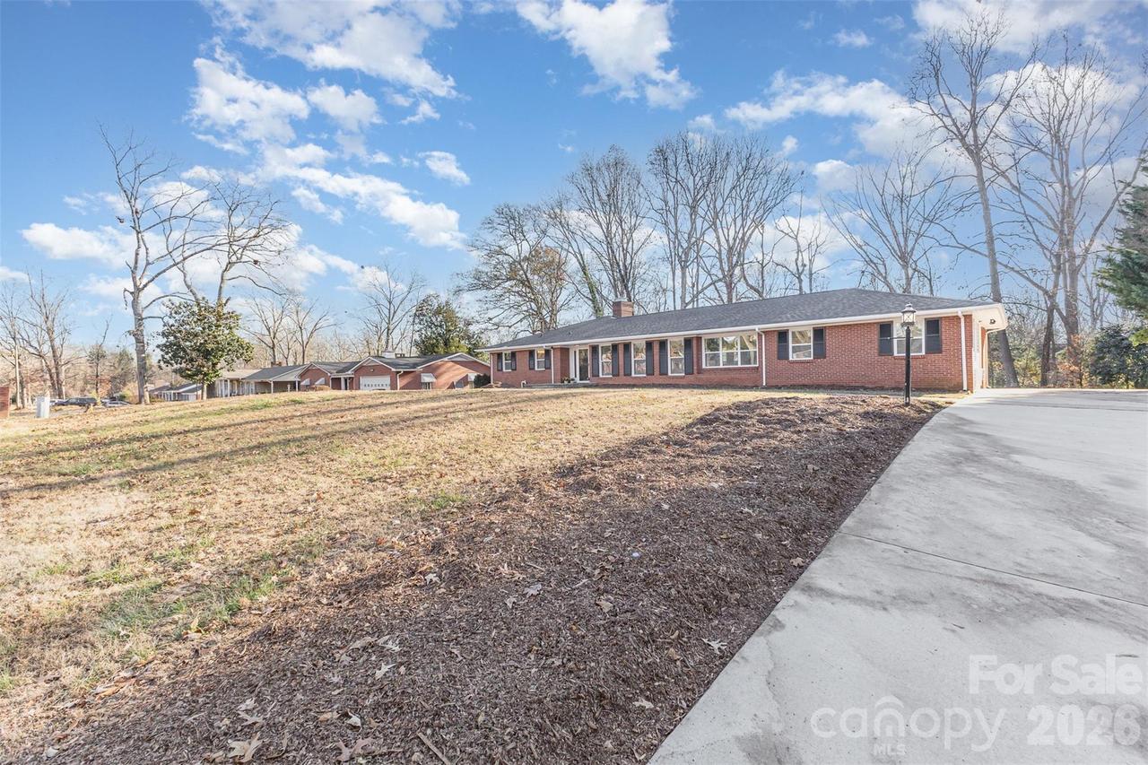 1210 Brookwood Dr., Shelby, NC 28150