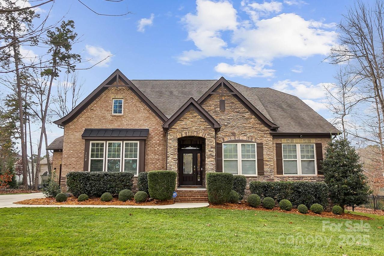 1419 Vickery Dr., Matthews, NC 28104