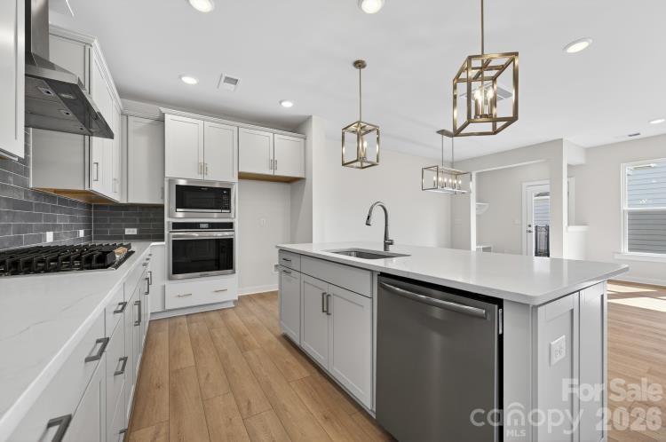 10110 Mamillion Dr., Huntersville, NC 28078