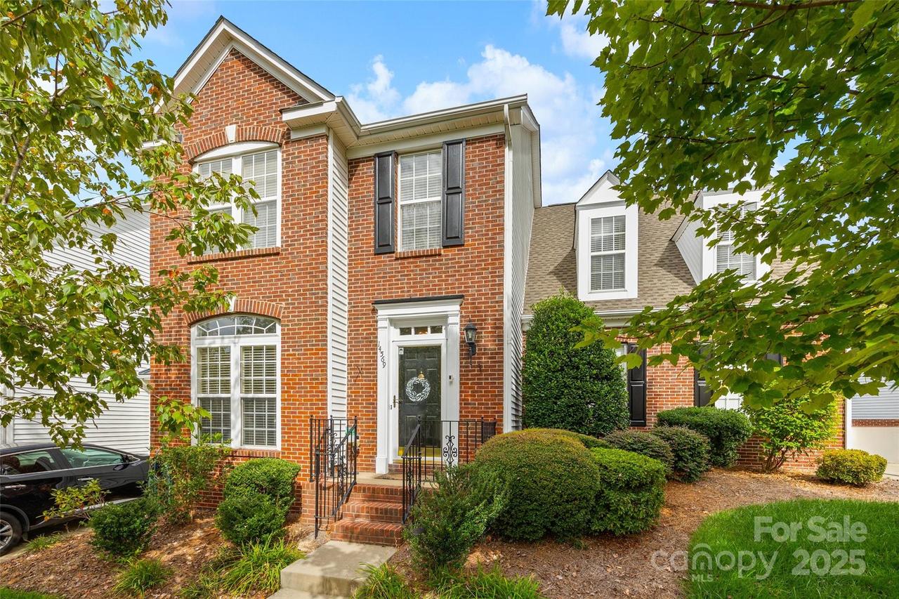 14569 Greenpoint Ln., Huntersville, NC 28078