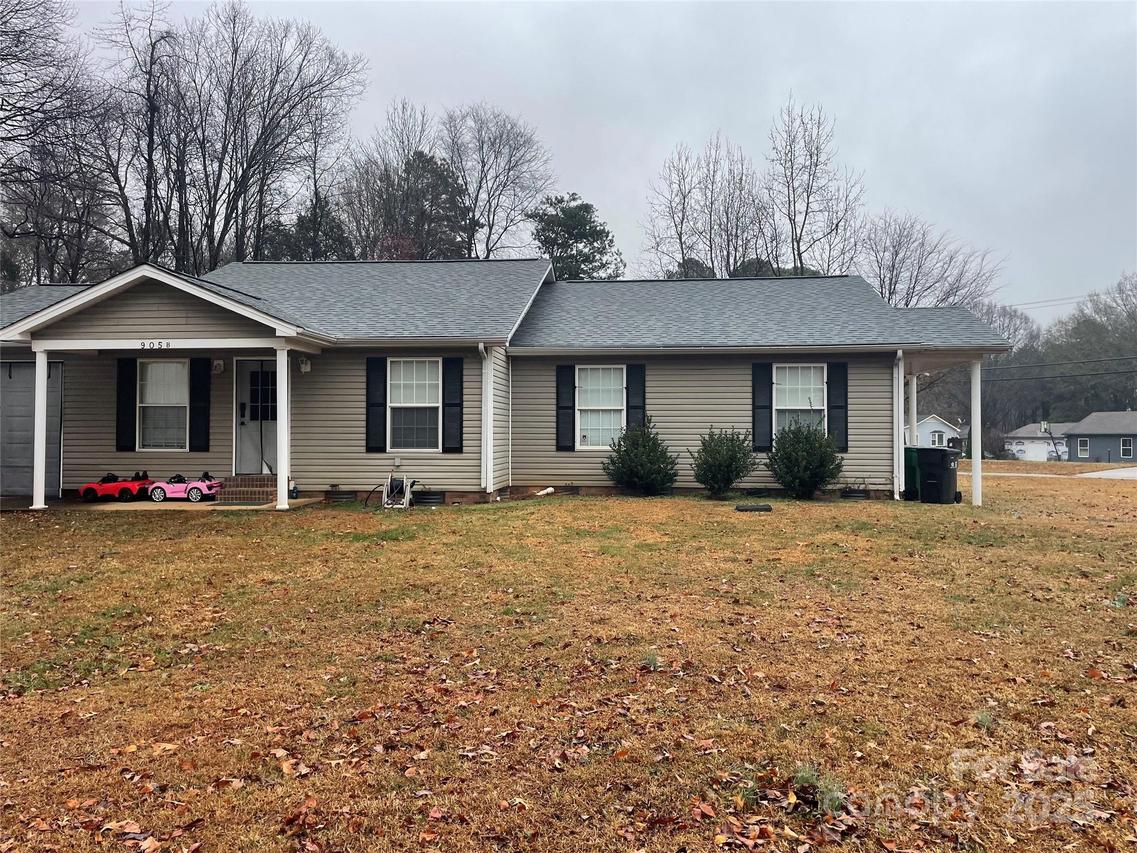 905 Peachtree Rd., Charlotte, NC 28216