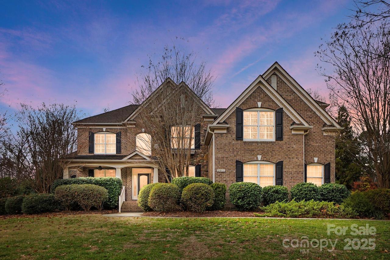 2016 Autumn Blossom Ln., Waxhaw, NC 28173