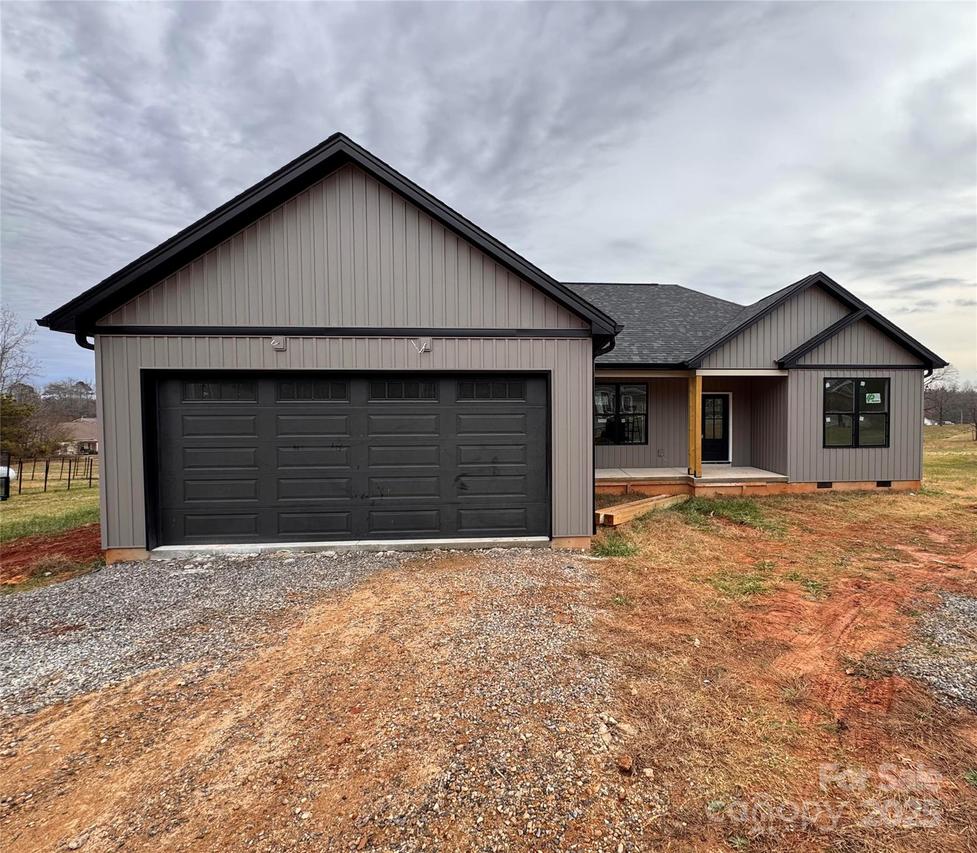 222 River Hill Rd., Statesville, NC 28625