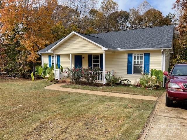 131 Island Terrace Rd., Statesville, NC 28677