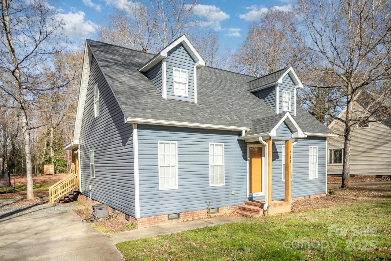 311 Woodhaven Dr., China Grove, NC 28023