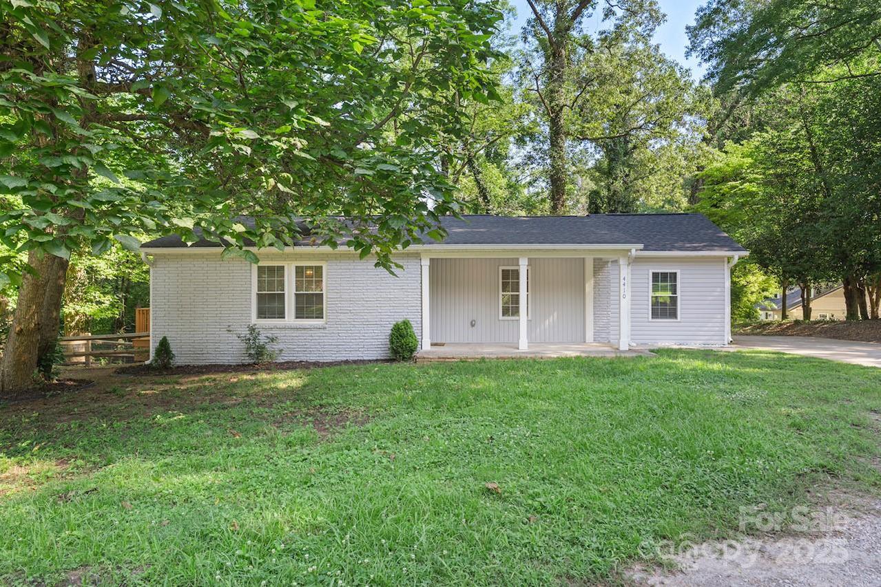 4410 Burgin St., Kannapolis, NC 28081
