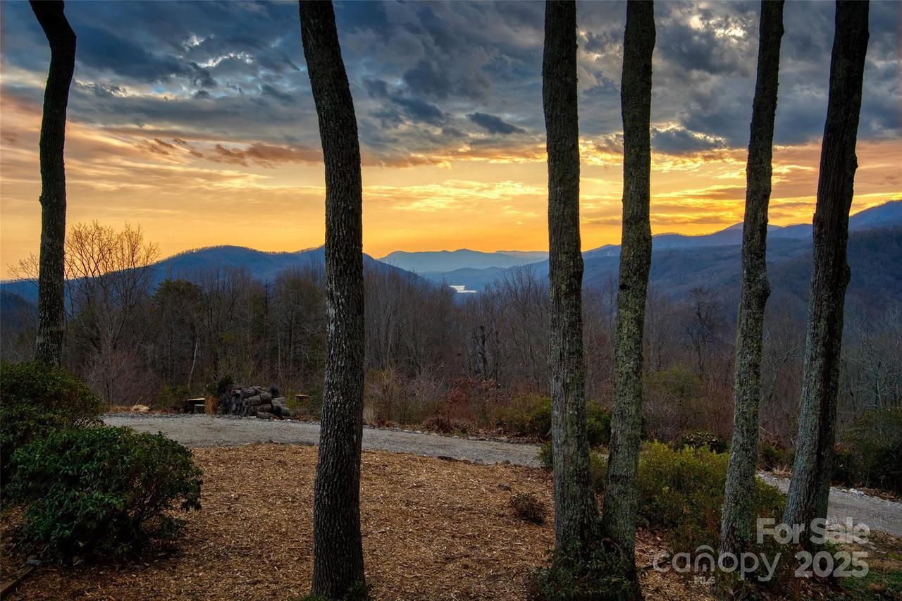 3107 Mckenzie Way, Old Fort, NC 28762