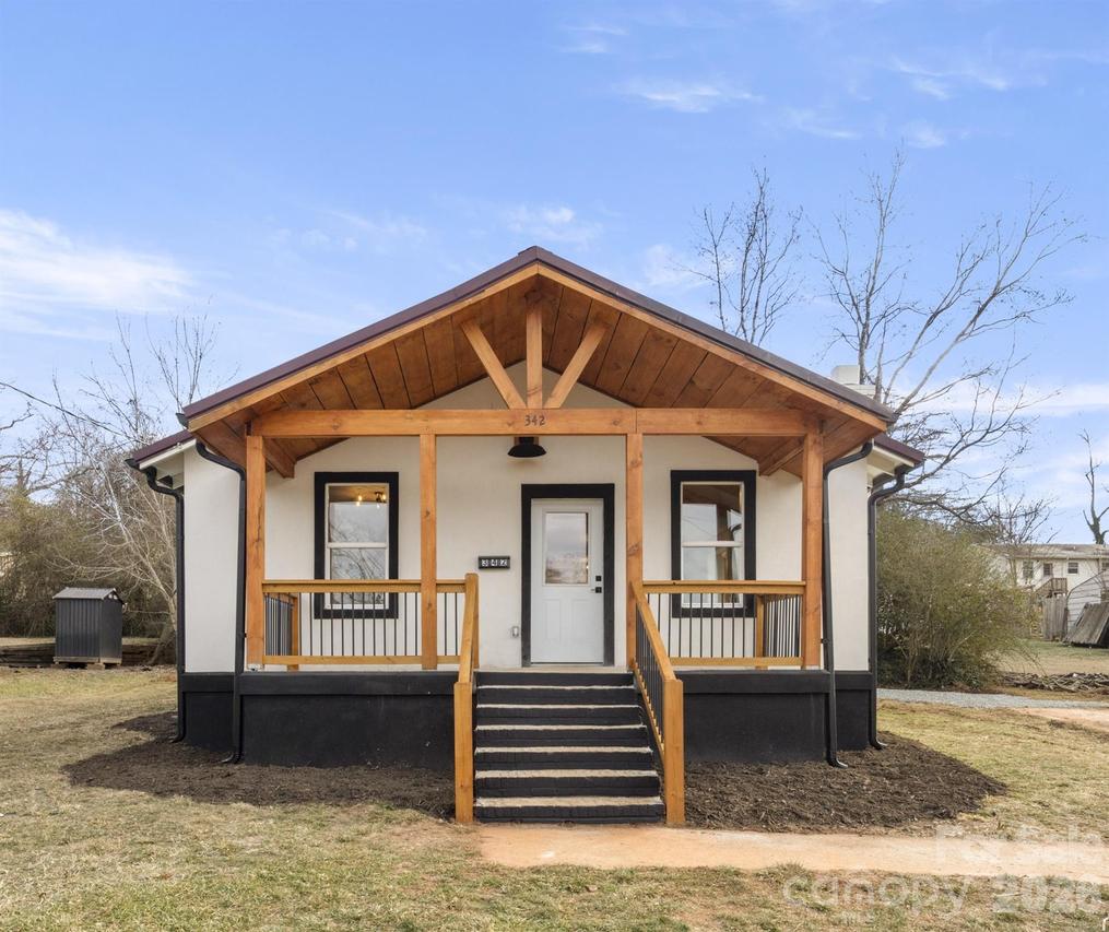 342 N Cleghorn St., Rutherfordton, NC 28139