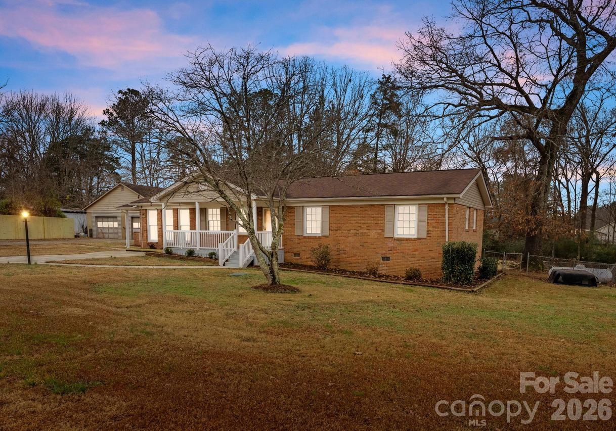 784 Crestmont Dr., Concord, NC 28025