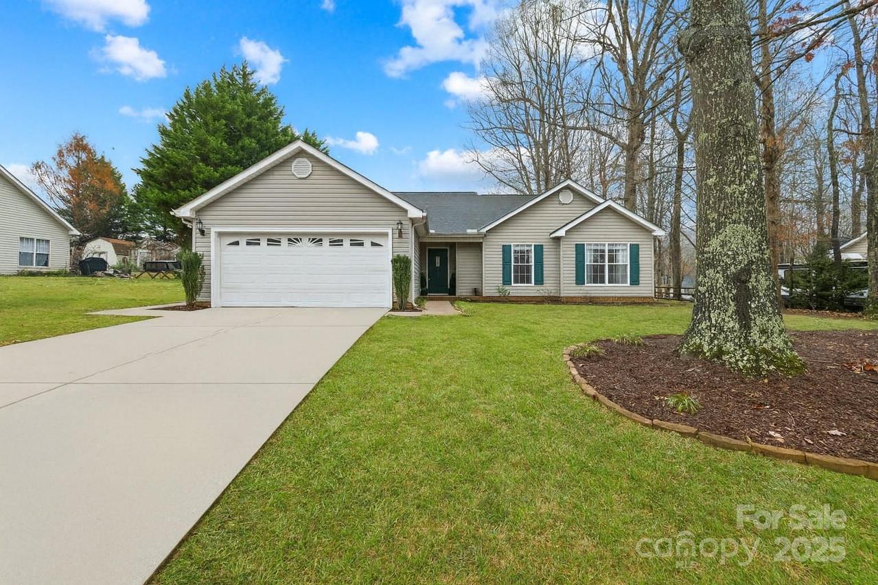 115 Springlake Dr., Troutman, NC 28166