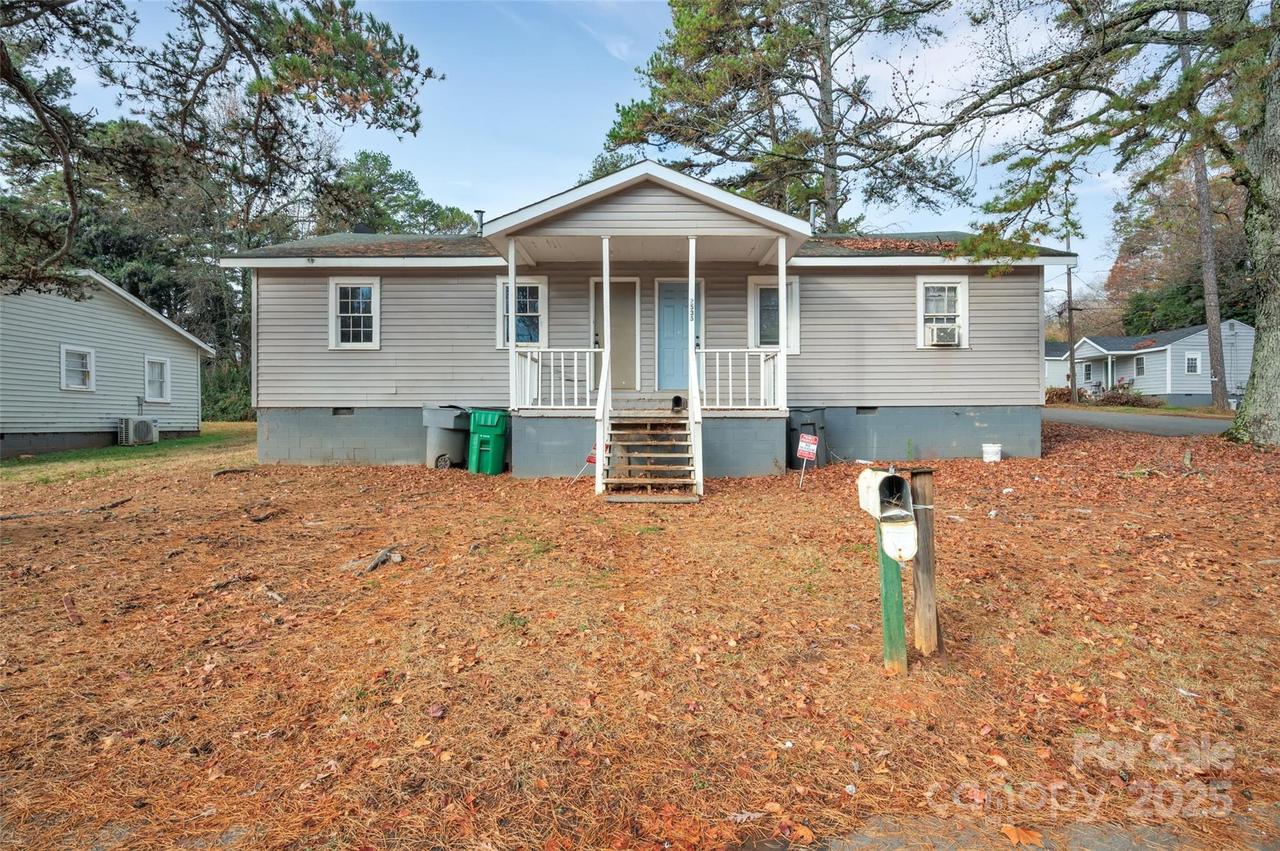 2533 Eddington St., Charlotte, NC 28208