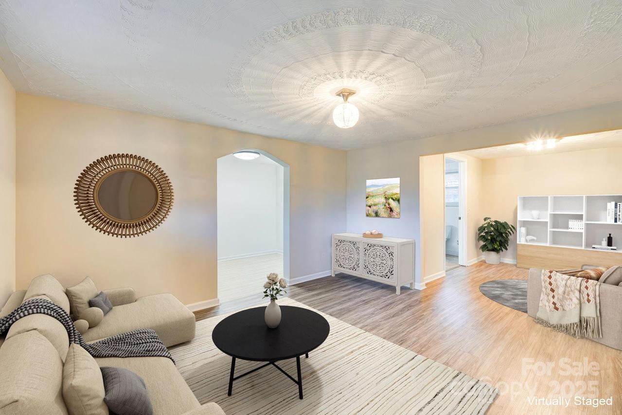 1510 1st Street Pl., Hickory, NC 28602