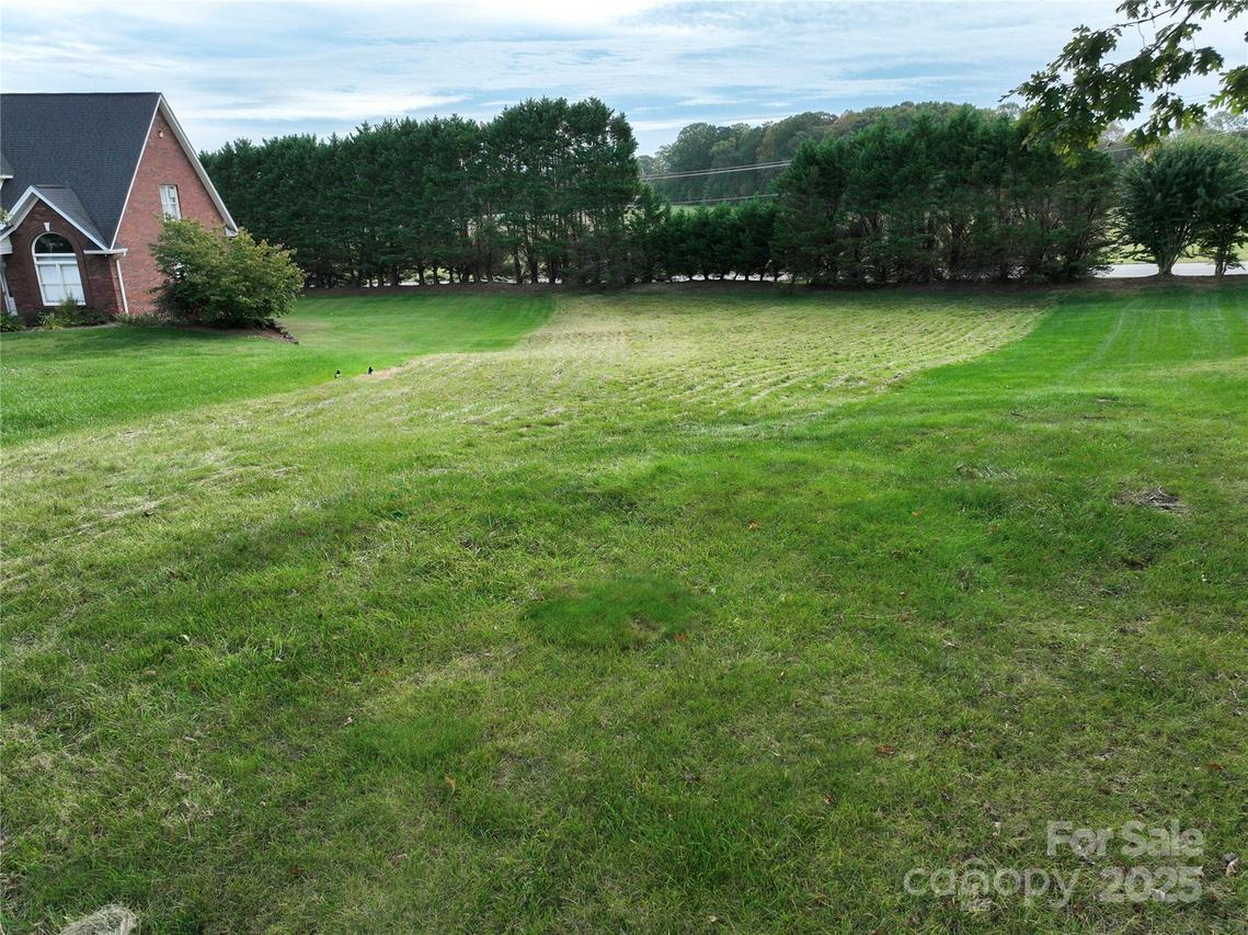 2638 Nicklaus Ct., Conover, NC 28613