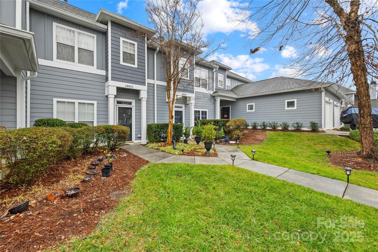 18821 Silver Quay Dr., Cornelius, NC 28031