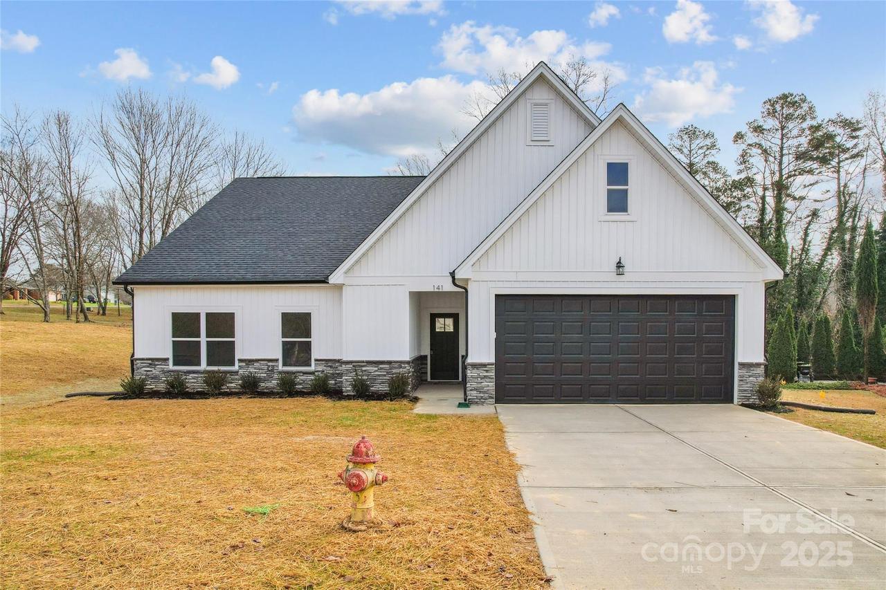 141 Quail Hollow Dr., Kings Mountain, NC 28086