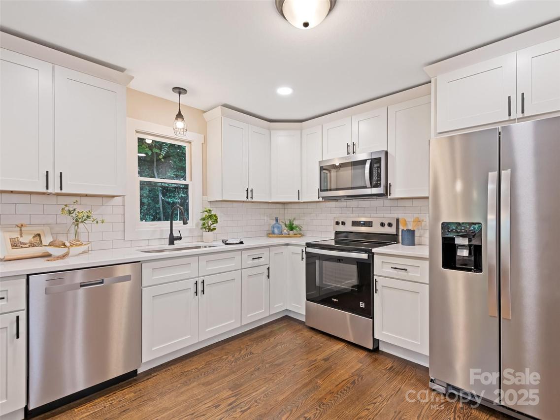 106 Arnold Heights, Waynesville, NC 28786