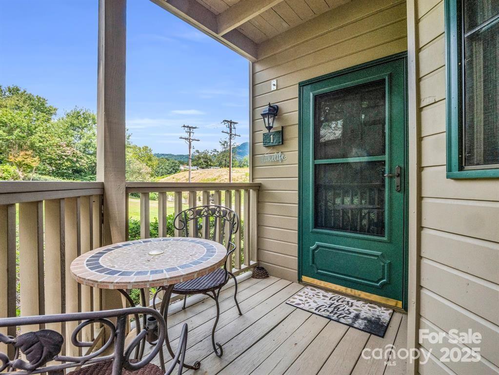 160 Whitney Blvd., Lake Lure, NC 28746