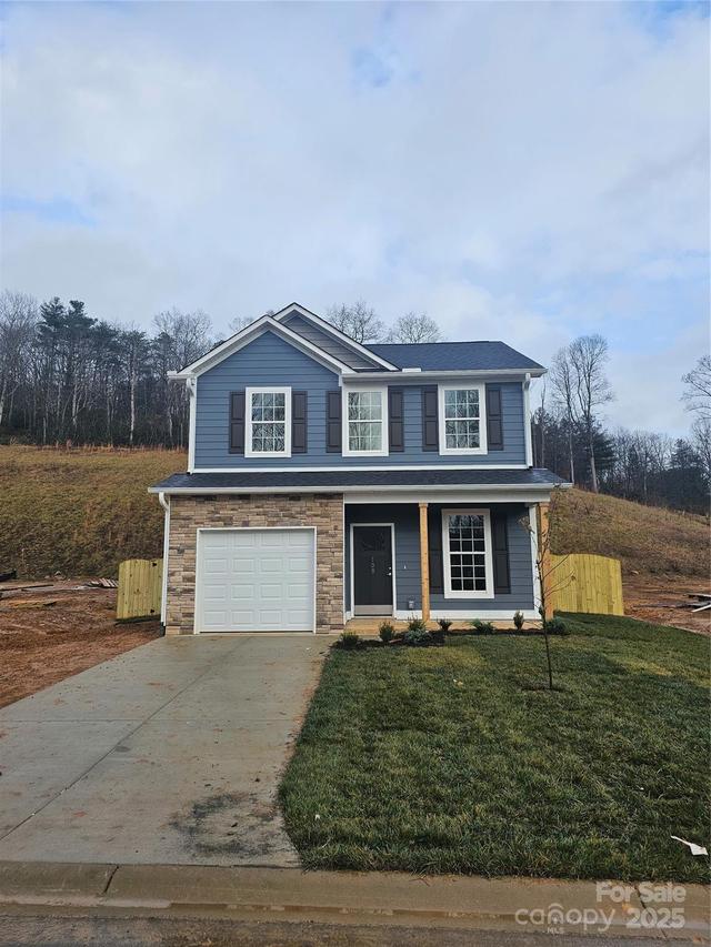 109 Crew Ln., Black Mountain, NC 28711