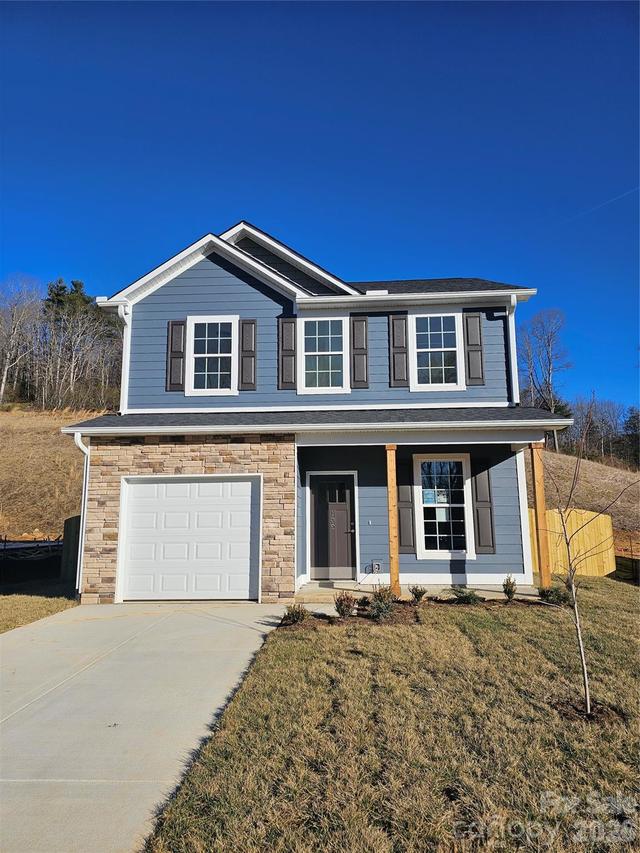 109 Crew Ln., Black Mountain, NC 28711