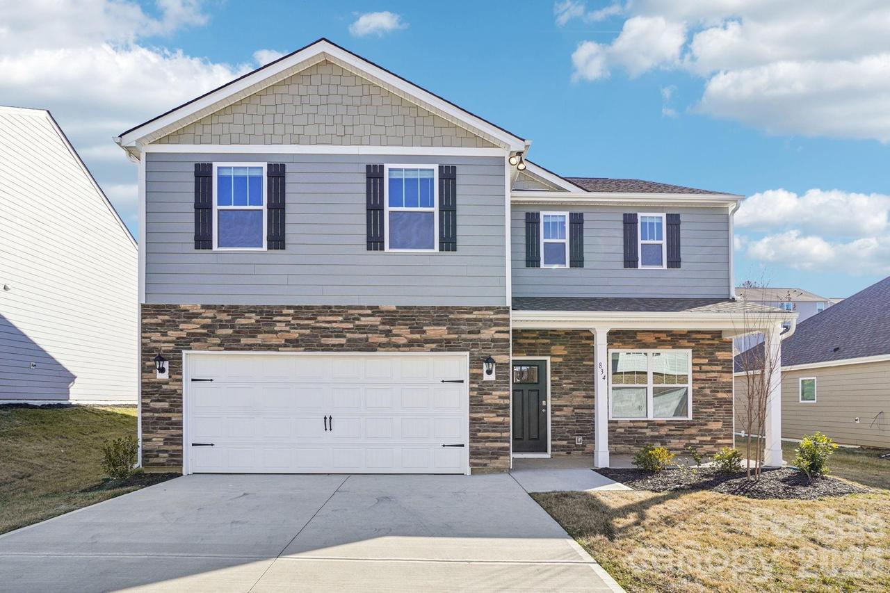 834 Adelston Ln., Asheville, NC 28804