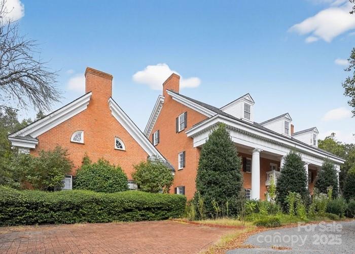 1486 Knolls Dr., Newton, NC 28658