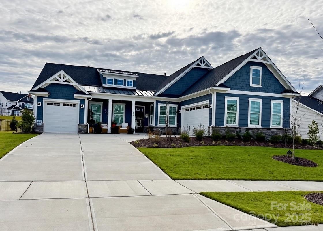 247 Lanyard Ln., Belmont, NC 28012