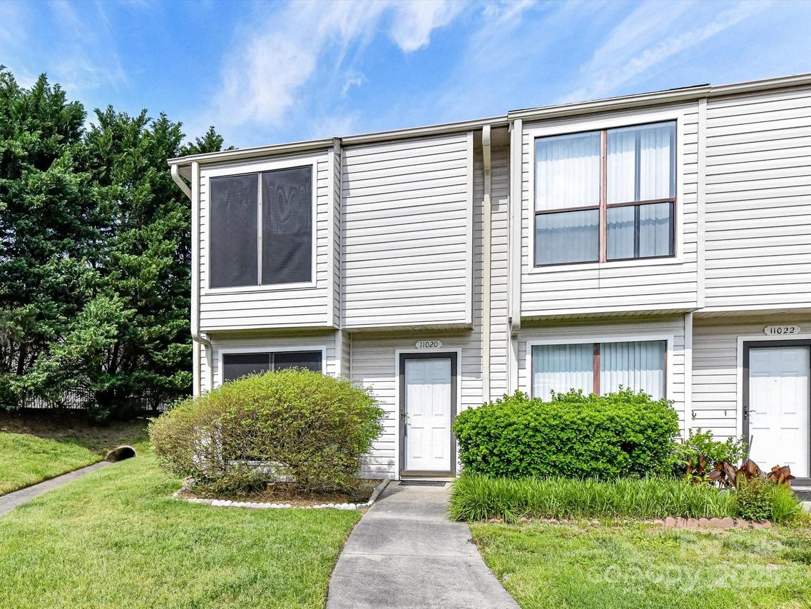 11020 Carmel Crossing Rd., Charlotte, NC 28226