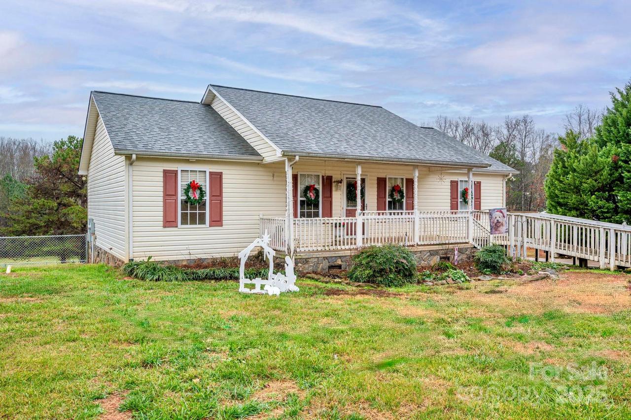 1024 Daniel Dr., Stanley, NC 28164