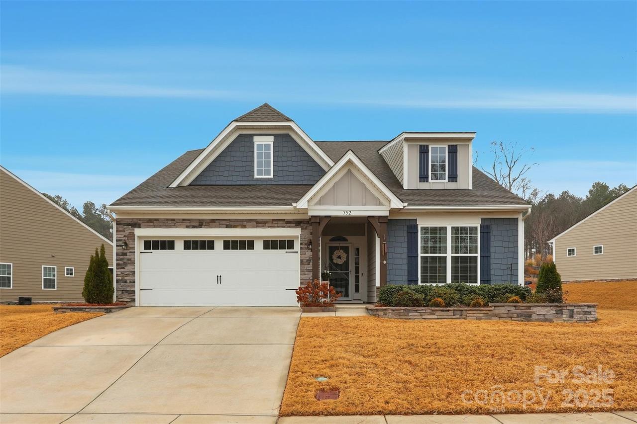 352 Picasso Tr., Mount Holly, NC 28120