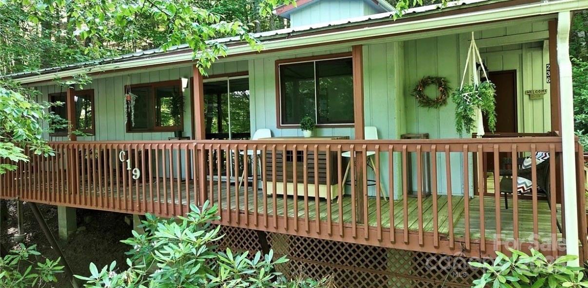 236 Laurel Ridge Rd., Banner Elk, NC 28604