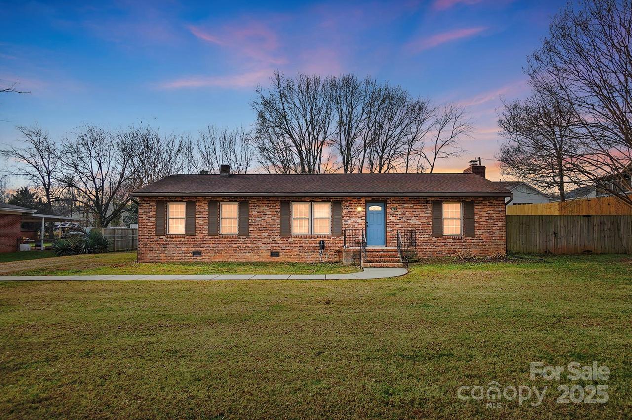 4417 Oak Dr., Charlotte, NC 28269