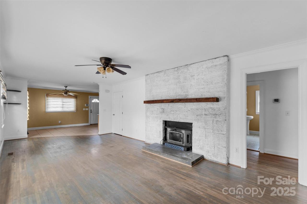 2430 Mt Holly-huntersville Rd., Charlotte, NC 28214