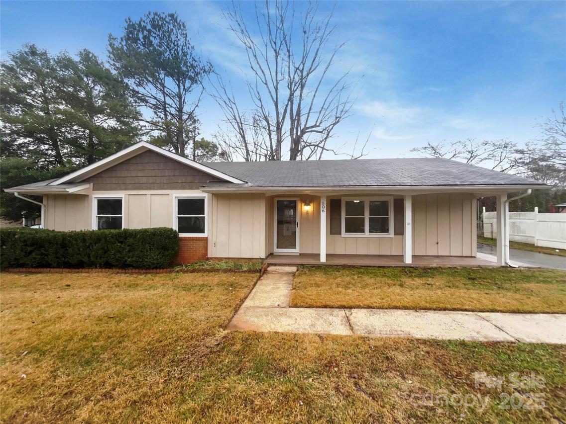 506 King Arthur Dr., Gastonia, NC 28056