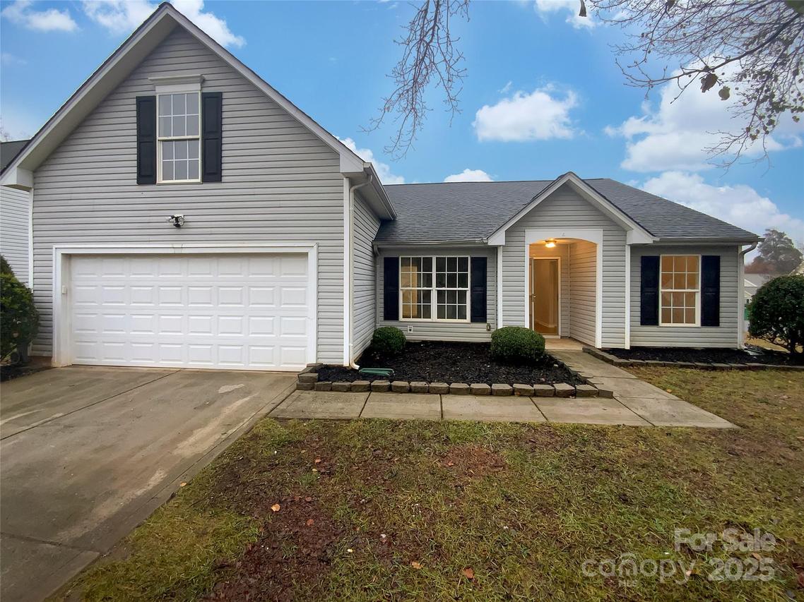 10804 Gardenia St., Charlotte, NC 28215