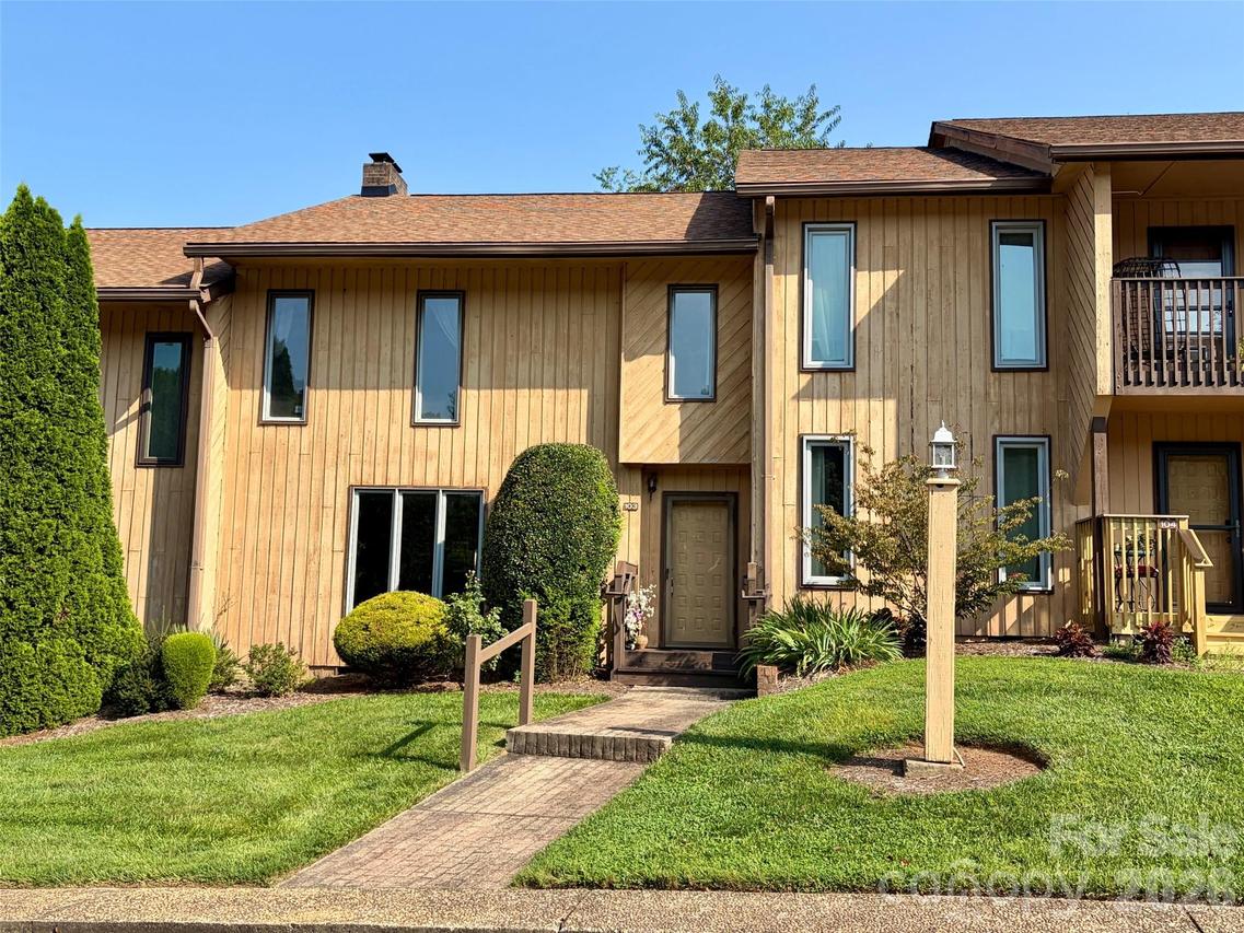 103 Pebble Creek Dr., Asheville, NC 28803