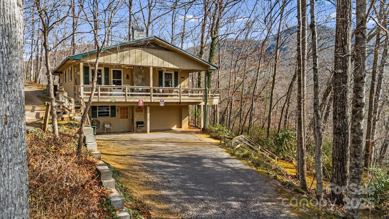 65 Roy Ln., Black Mountain, NC 28711