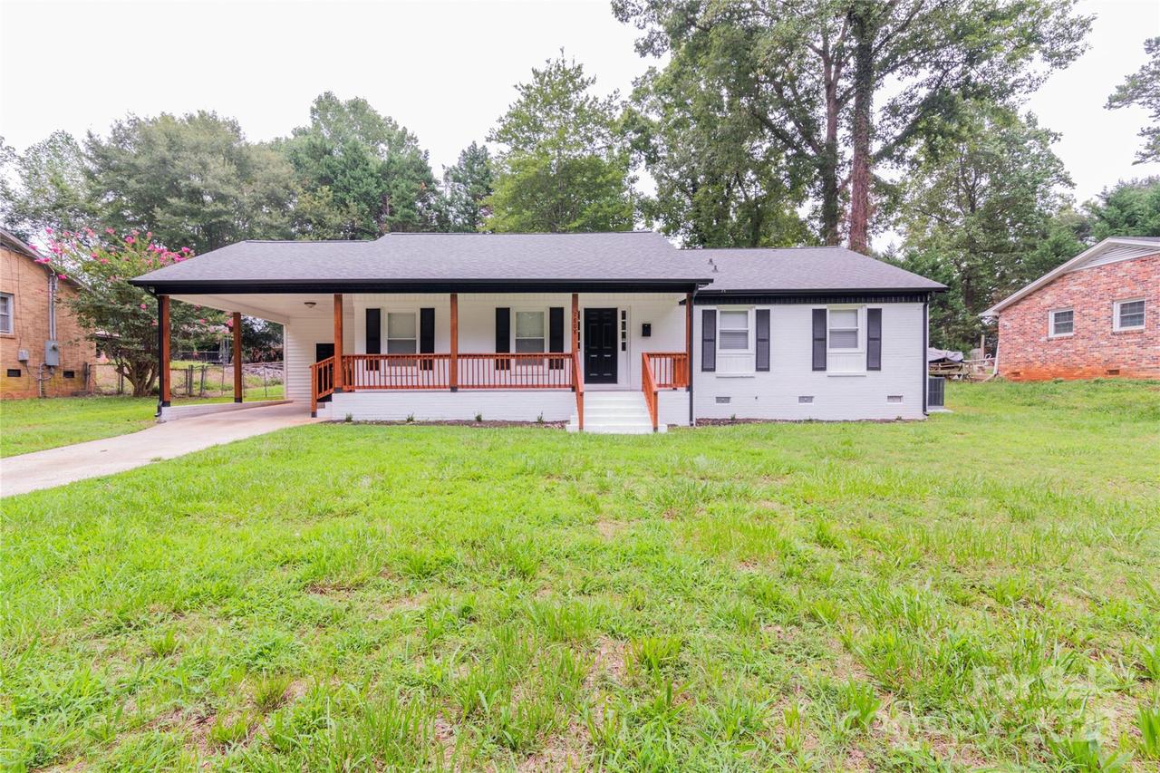1808 Taylor Dr., Gastonia, NC 28052