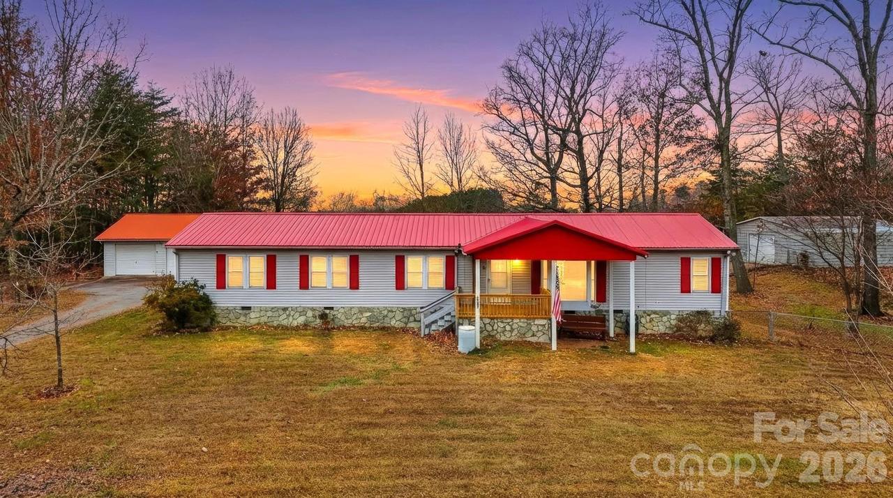 4915 Quartz Ridge Dr., Maiden, NC 28650