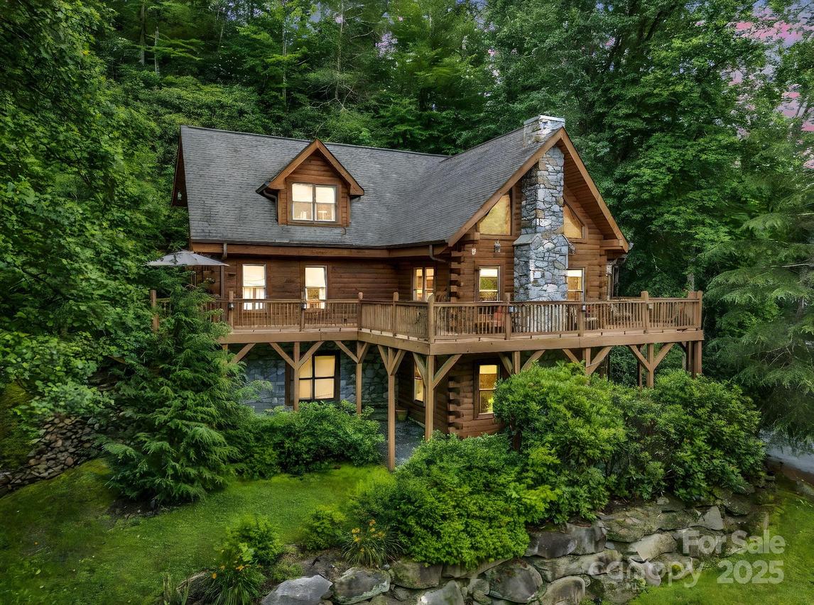 120 Rocky Mountain Dr., Lake Lure, NC 28746