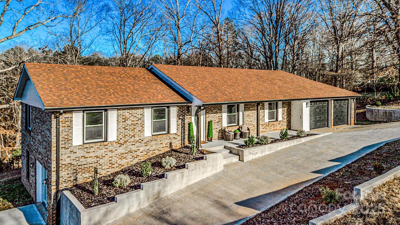 238 Lincoln Dr., Forest City, NC 28043